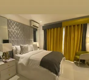 The Grandeur Hotel - Room