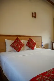 Willow Heights - Room