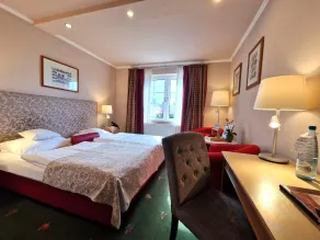 Hotel Zum Stein Wellness & Genuss Resort - Room