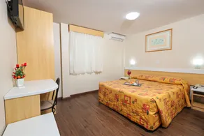 Hotel Express Terminal Tur - Rodoviária Porto Alegre - Room