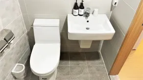 Five hotel Jongno - Bathroom