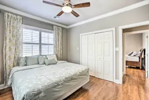 Luxe Home w/ Yard Near Lake Pontchartrain! - Intérieur