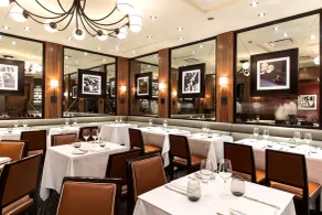 City Club Hotel - Restaurant