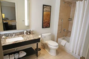 The Fairmont Palliser Gold Experience - Bathroom