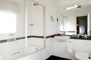 Grange Portland Hotel - Bathroom