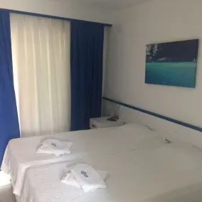 Rota Hotel - Habitación