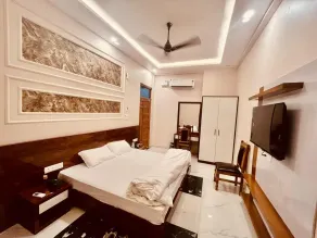 Ram Anandam inn - Habitación