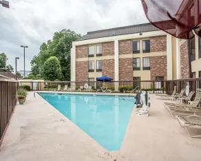 Comfort Inn Chattanooga Downtown Southside - Piscine