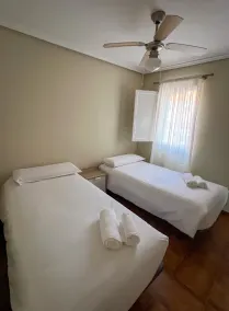 Hostal Entre Puertas - Chambre