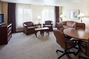 Staybridge Suites Lansing-Okemos by IHG - Chambre