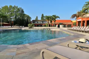 SOWELL HOTELS L'Olivier - Pool
