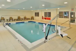 Holiday Inn Express & Suites Peekskill-Lower Hudson Valley by IHG - Pool