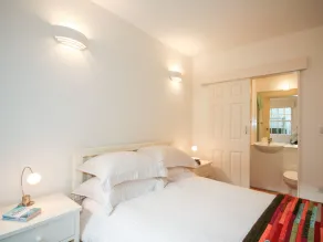2 Dartview - Close to the Water, River Views, Ground Floor Access - Zimmer