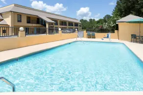 Days Inn by Wyndham Biscoe - Pool