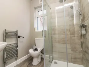 Westbourne Villa - Bathroom