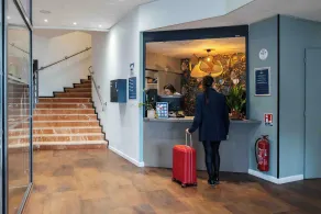 Ténéo Apparthotel Talence - Arthena - Recepção