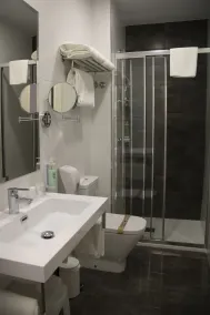 Alda Alborán Rooms  - Salle de bain