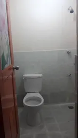EKONUMI ROOMS at Moonwalk Paranaque - Salle de bain