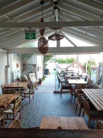 H&R Alaçatı Hotel - Restaurant
