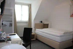 Hotel Murtenhof & Krone - Værelse