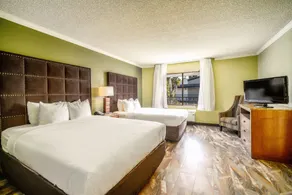 The Buena Park Hotel & Suites - Chambre