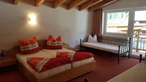 Ferienwohnung mit 2 Schlafzimmern für 6 Personen - Zimmer