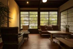 Yamaboushi - Sitteområde i lobbyen
