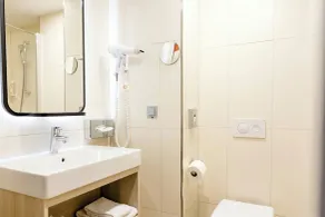 Hotel Kiel-Schwedenkai - Bathroom