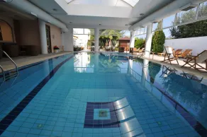 Hotel Kalloni - Basseng