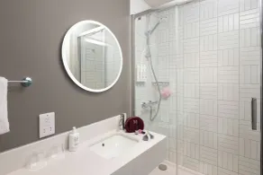 Moxy Dublin Docklands - Badeværelse