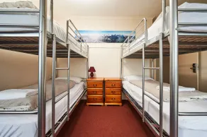Abom Hotel - Rum