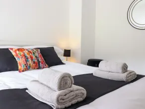 Bwthyn Camlan - Room