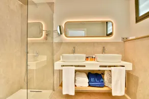 RELAXIA BEVERLY SUITES - Badrum