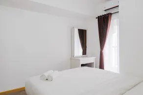 Elegant and Convenient 2BR Apartment M-Town Residence - Room