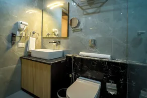 Mastiff Select Medha Plaza Deoghar - Bathroom