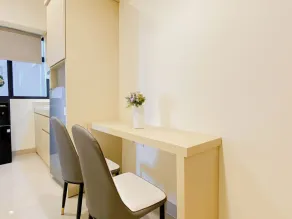 Restful And Serene Studio Room At Apartment Meikarta District 2 - Habitación