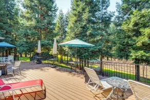 Luxe Vineyard Villa w/ Views & Fire Pit in Loomis! - Interiør
