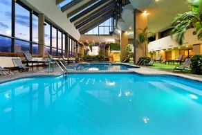 Crowne Plaza Hotel Monterrey by IHG - Piscine