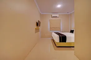 Super OYO Collection O Andono Hotel - Værelse