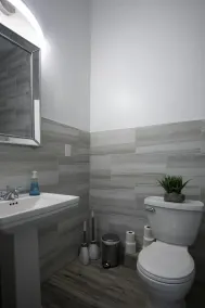 4 BR - Sleeps 8! Celebrity Villa Next to Frenchman St - Bad