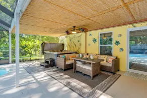 Private Backyard Oasis: Cocoa Family Home! - Interiör