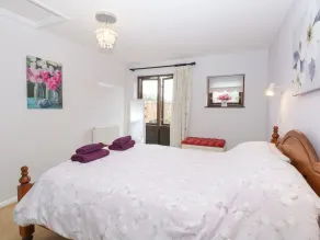 Lowbrook Cottage - Room