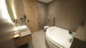 Pride Elite Raipur - Bathroom