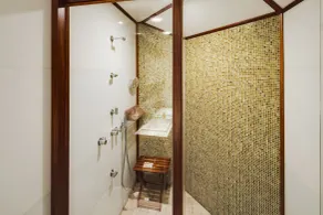 East Hampton Art House Bed and Breakfast - Salle de bain