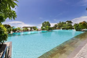 Peninsula Bay Resort - Pool