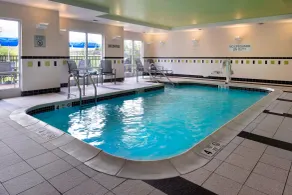 Fairfield by Marriott Inn & Suites Verona Turning Stone - Piscine