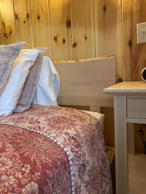 James Place Inn Bed and Breakfast - Chambre