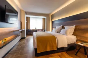 Next Door Park - Room