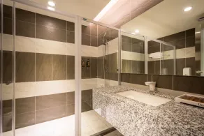 Ai Ni Ya Motel - Bathroom