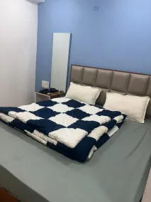 HOTEL KRISHNA INN - Room
